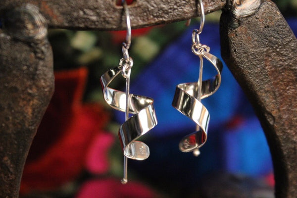 No Mas! 925 Solid Silver Earrings