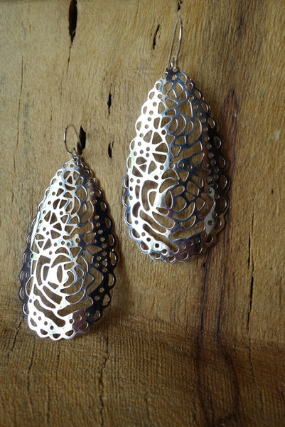 Handcrafted solid sterling .925 silver earrings from Taxco, Mexico