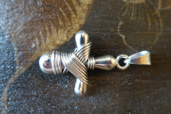 Handcrafted solid sterling .925 silver cross pendant from Taxco, Mexico