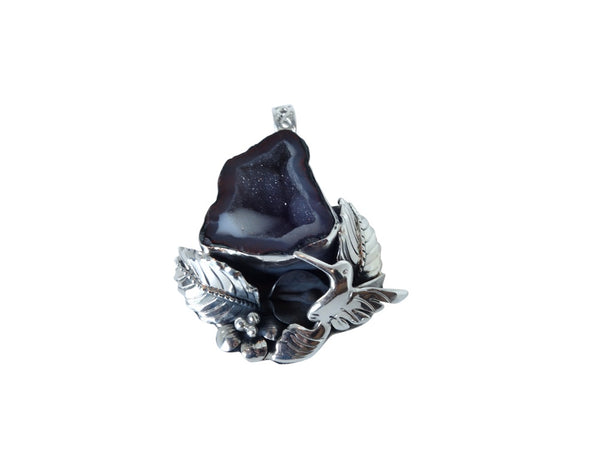 No Mas! 925 Silver Pendant with Geode Hummingbird flower leaf design 